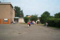 abords02_cour.JPG (55432 octets)