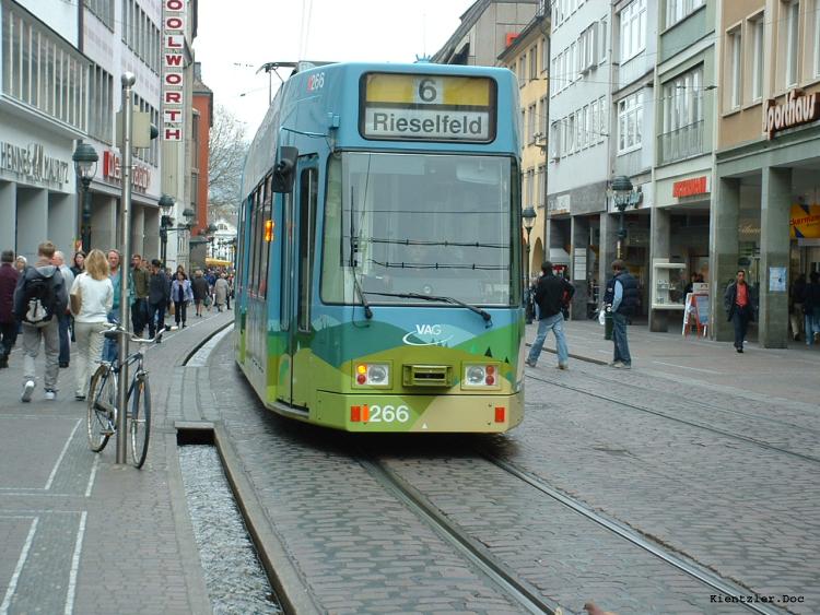 tram 266