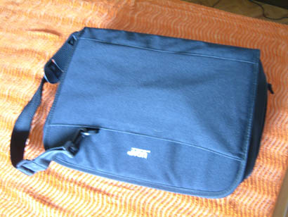 http://sites.estvideo.net/lenainrouge/Vente/2005_0930_122608AA.JPG