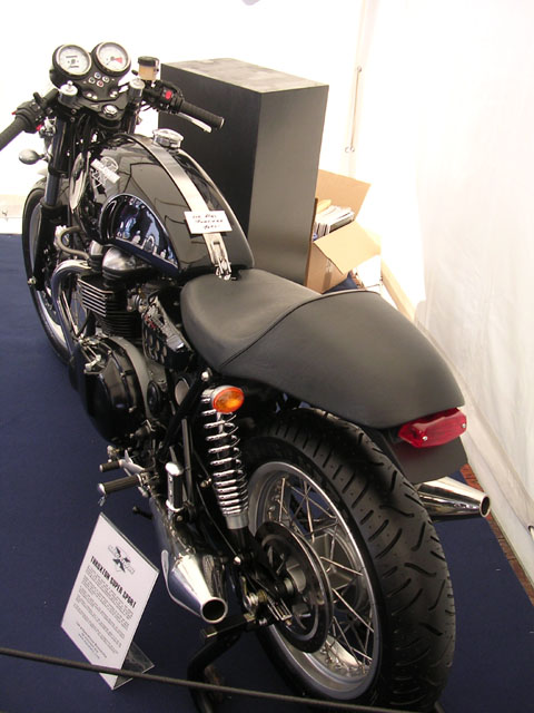 MECATWIN_THRUXTON_2