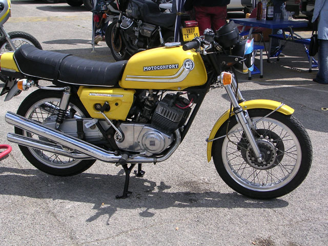 MOTOBEC_350