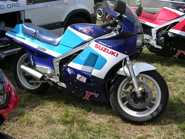 SUZUKI_500_GAMMA-1